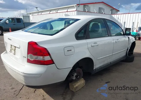 2007 Volvo S40 2.4I from USA, damaged, VIN YV1MS382872272128